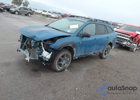 2025 Subaru Outback Wilderness z USA, uszkodzony, nr VIN 4S4BTGUD4S3301812